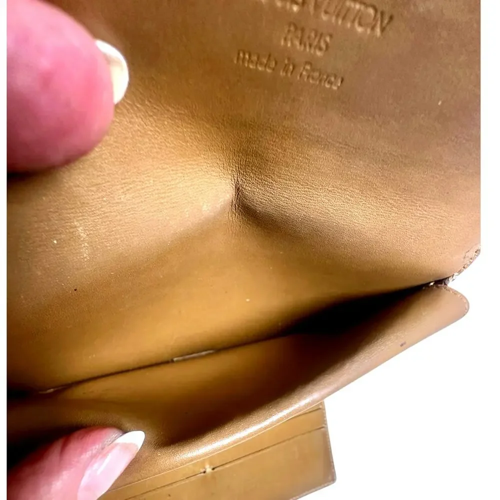 Louis Vuitton Vernis Sarah Wallet Beige Monogram w/ Chain + Gift Bag